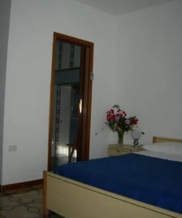 Hotel Fjby Calasetta